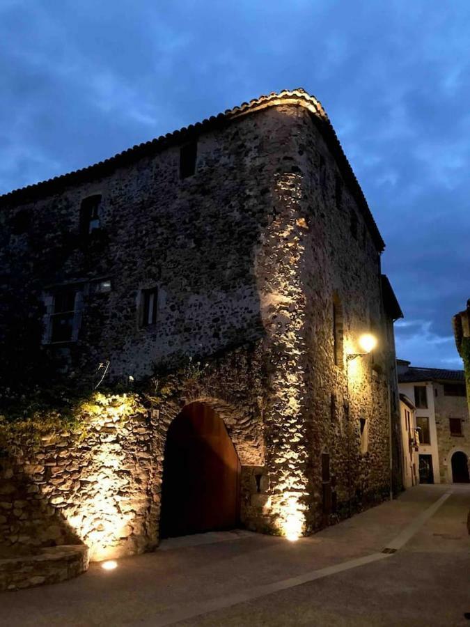 Acojedor Con Jardín En La Garrotxa