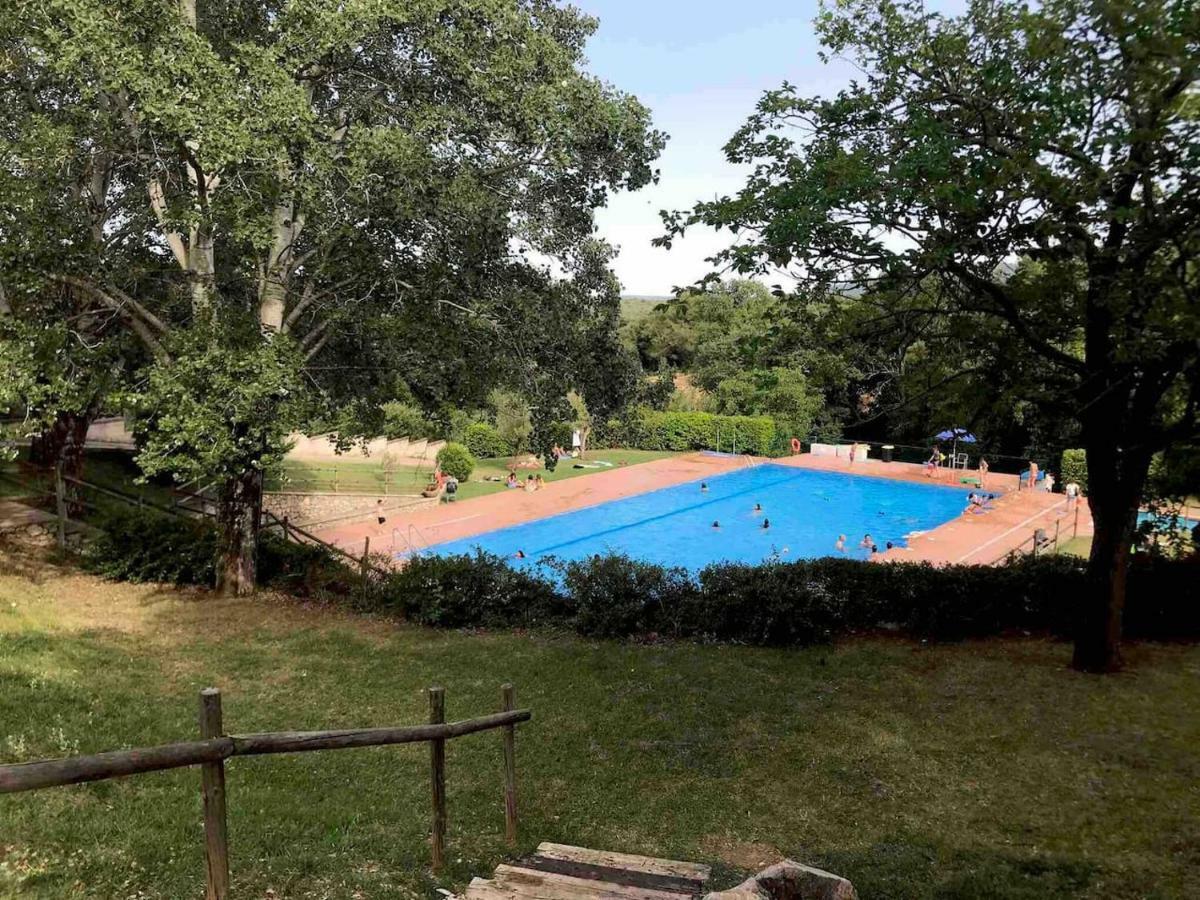Acojedor Con Jardín En La Garrotxa *